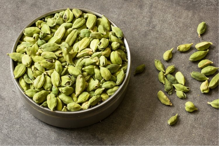 Green cardamom